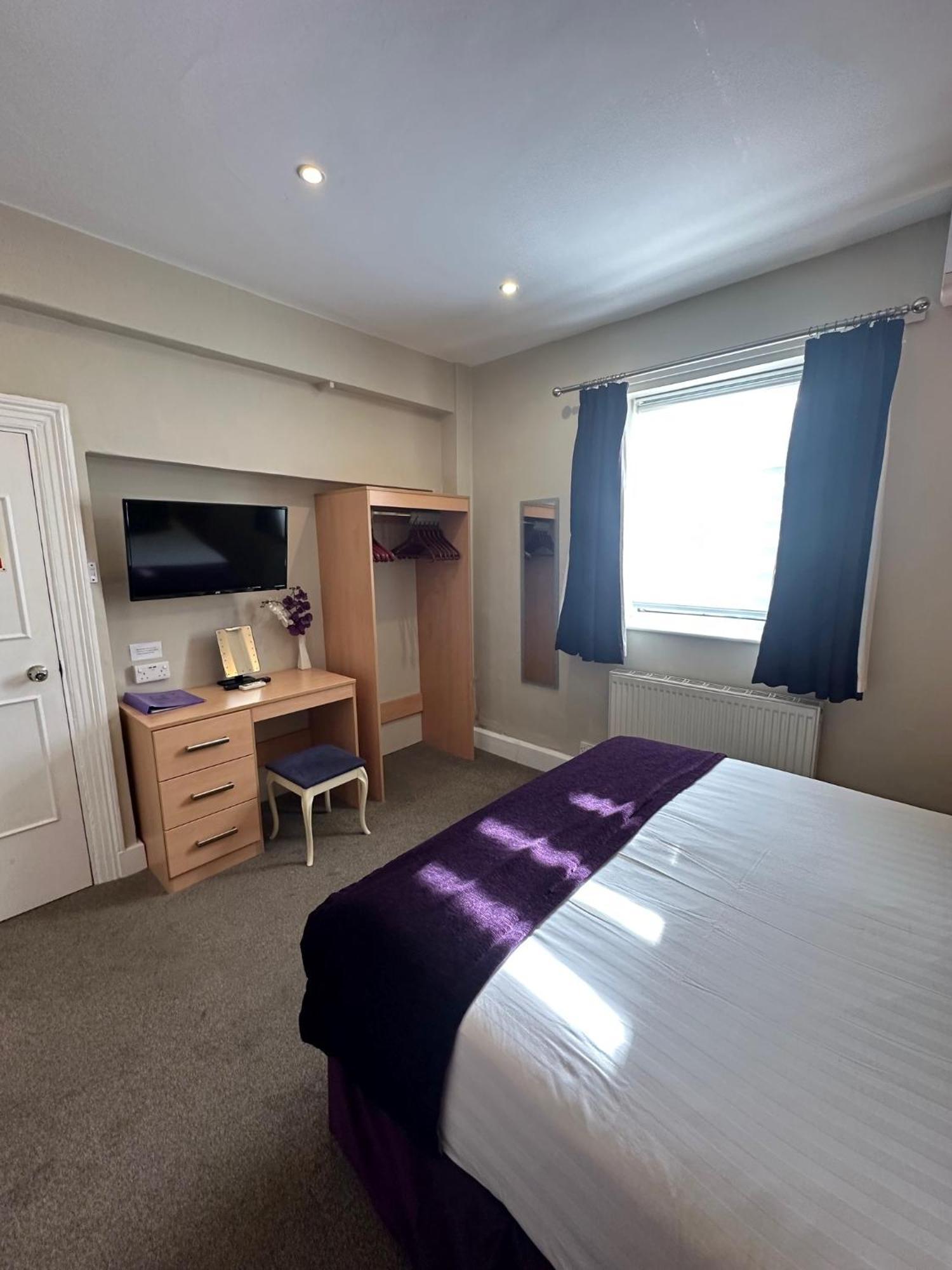 The Chocolate Box Hotel Bournemouth Exterior photo